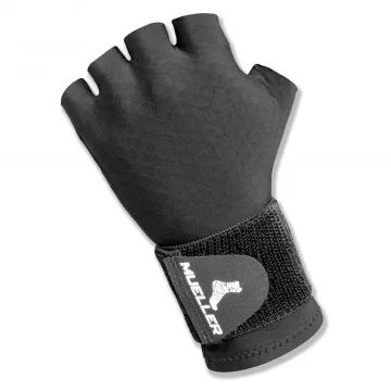 Mueller - Reversible Compression Glove - Black