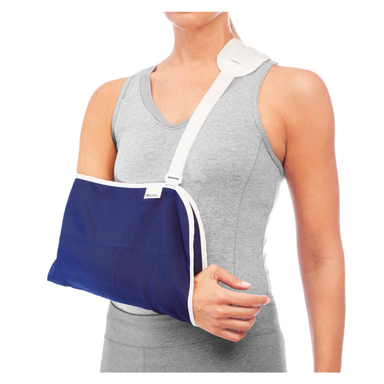 Mueller - Adjustable Arm Sling